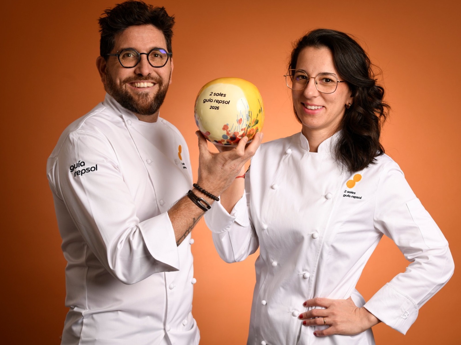 CARITO Y GERMÁN 2 SOLES REPSOL FIERRO